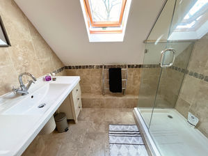 Photo 12- click for photo gallery